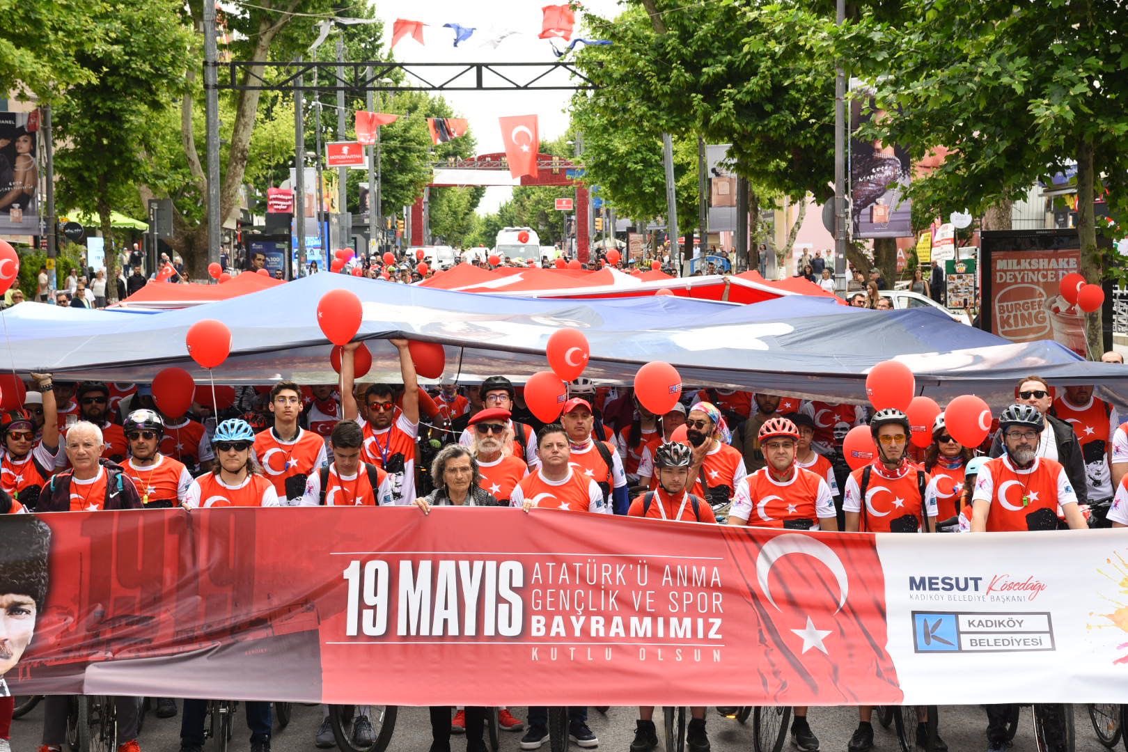 Kadıköy’de 19 Mayıs coşkusu